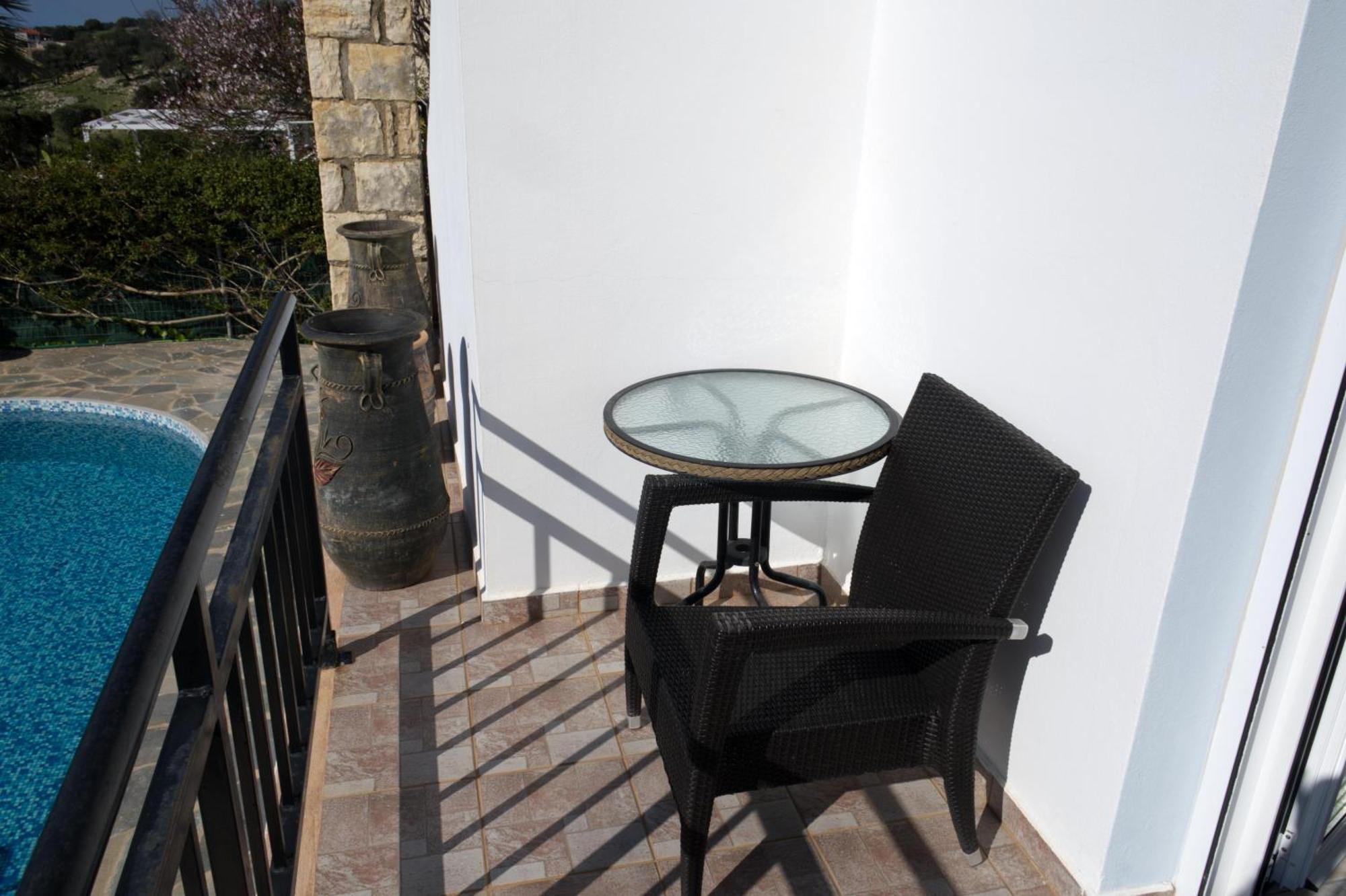 Gemuetliche Villa Mailin Priv. Pool Schoene Aussicht Skouloúfia Exterior foto